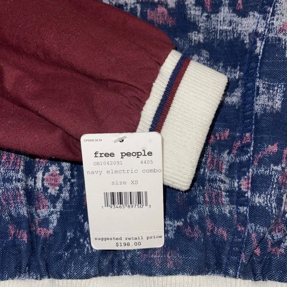 Free People Women's Bomber Jacket Size XS Varsity Chambray Print We The Free - Picture 10 of 10